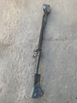 Усилитель кузова передний правый Subaru Impreza 3, 2005-2011 г., б.у. 890808909 фото