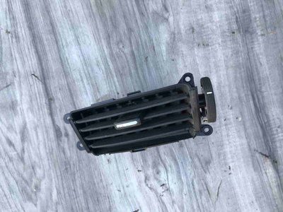 Дефлектор салона центральный левый Hyundai i30 2007-2011 г, б.у. 97410-2R000 97410-2R000 фото
