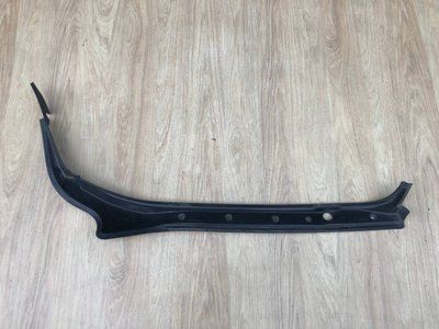 Накладка багажника права Mercedes C-class w203, Б.в 2036931833 2036931833 фото