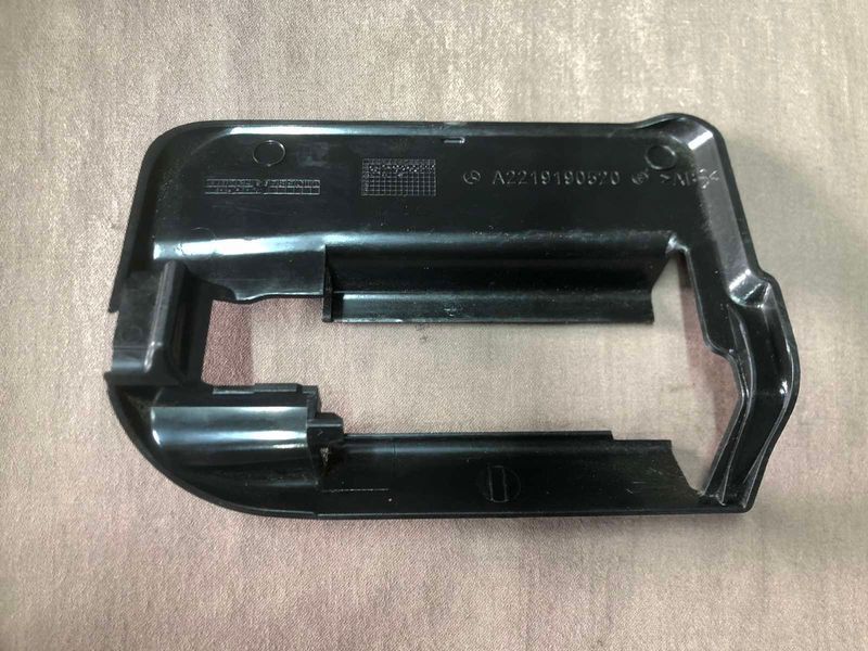 Пластик салону, санки сидінь Mercedes w221, S-клас 2219190520 фото