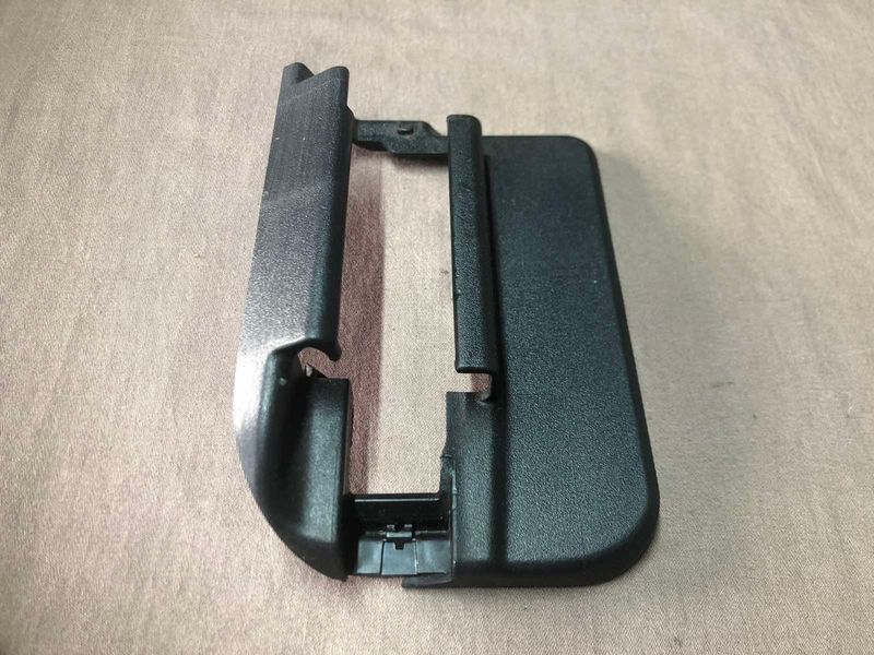 Пластик салону, санки сидінь Mercedes w221, S-клас 2219190520 фото