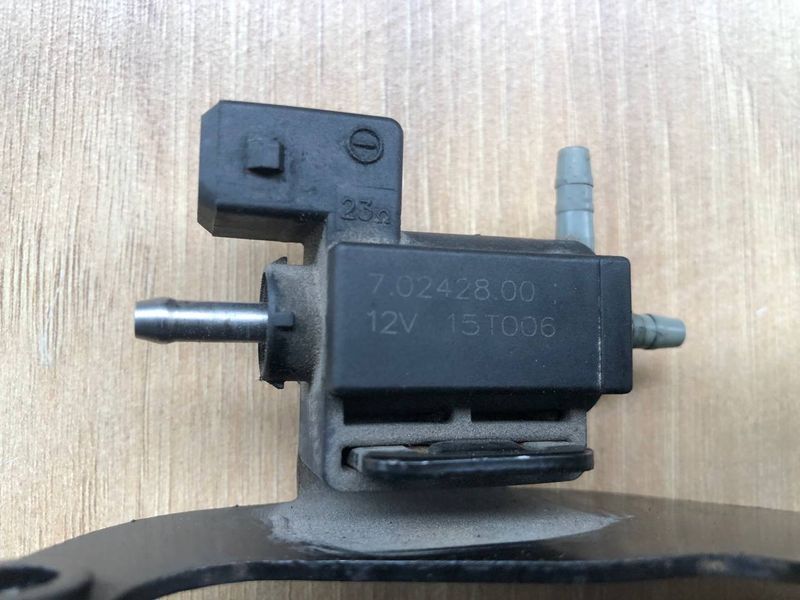 Клапан электромагнитный 70242800 Range Rover Vogue L405, б.у. 70242800 фото