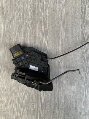 Замок задних левых дверей Mazda 3 BK, хэтчбек, 2003-2009 г., 3N6AA26413B, б.у. 3N6AA26413B фото