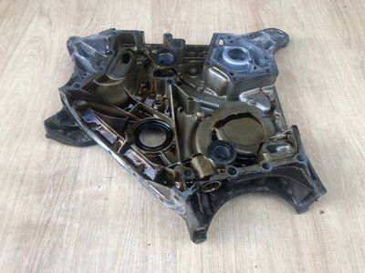 Кришка двигуна передня Mercedes двигун M273 V8, 4.7л., б.в 2720151202 2720151202 фото