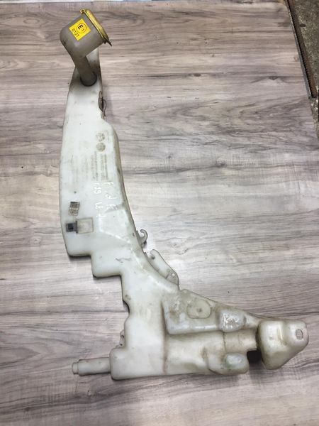 Бачок омывателя XS41-17618-C Ford Focus, б.у. XS41-17618-C фото