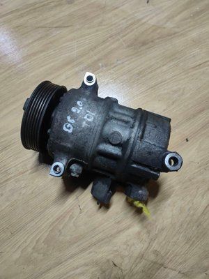 Компресор кондиціонера Volkswagen Passat B6, 2.0 TDI, 2009 р., 5N0820803, б.в. 5N0820803 фото