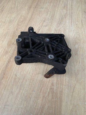 Кронштейн генератора Nissan Almera Classic B10RS 2006-2012 р, б.в. 1191095F0A 1191095F0A фото