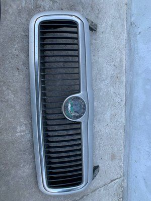 Решітка радіатора Skoda Octavia Tour, дорестайлінг, 1U0853651, б.в. 1U0853651 фото