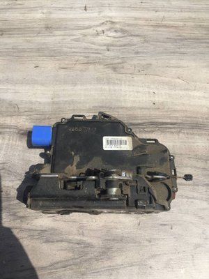 Замок 6Y0839015A Skoda Fabia New, б.у 6Y0839015A фото