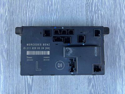 Блок управления передней левой двери Mercedes W211 E-class, 2118200526, б.у.  2118200526 фото