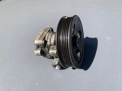 Насос гідропідсилювача керма Hyundai, 57100-3S300, б.в. 57100-3S300 фото