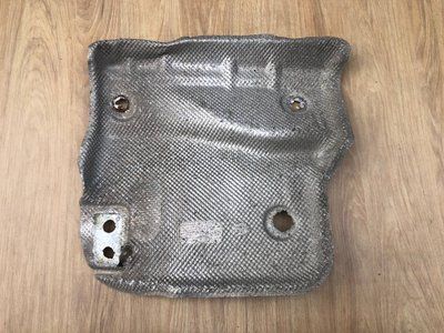 Теплоэкран, изолятор СPLA11431AB Range Rover Vogue L405, б.у. СPLA11431AB фото