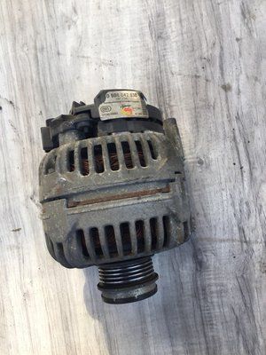 Генератор Volkswagen Passat B5+, б.в. 028 903 031 фото