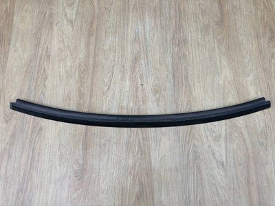 Молдинг лобового скла Mercedes C-class w203, Б.в 2036710036 2036710036 фото