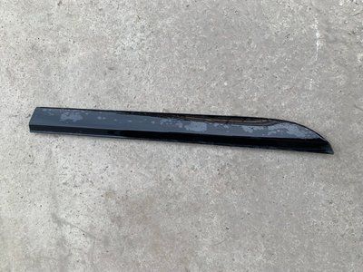 Молдинг задних правых дверей Toyota Avalon GSX30, 2005-2012 г., 75075-AC010, б.у. 75075-AC010 фото