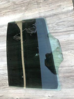Стекло заднее левое Skoda Octavia A5, б.у. 1Z68B150872 1Z68B1508724 фото