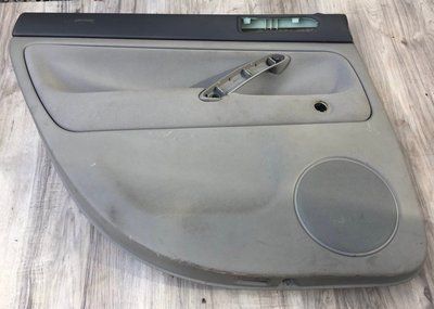 Карта дверей задня ліва 3В57В9867211 Volkswagen B5 universal, б.в. 3В57В9867211 фото