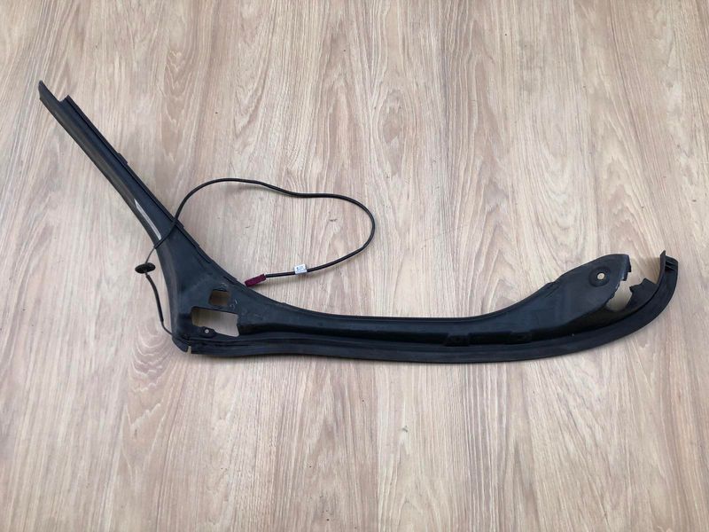 Накладка отвору багажника ліва 2516900730 Mercedes W251, R-class, б.в. 2516900730 фото