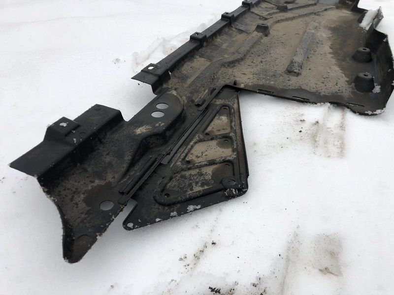 Захист днища кузова лівий Mercedes W251, R-class, б.в. 2516190338 фото