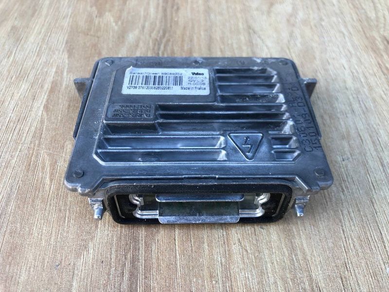Блок розпалювання ксенону 89089352 Range Rover Vogue L405 б.в. 89089352 фото
