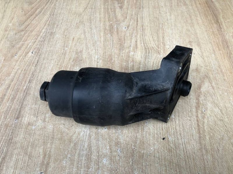 Корпус масляного фільтра Mercedes W169 A-class, б.в 2661800010 2661800010 фото