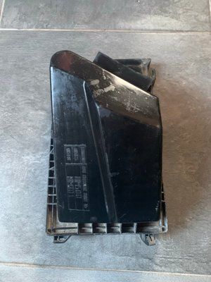 Кришка корпусу повітряного фільтра Nissan Almera N16, 2004 р., QG15BM500, б.в. QG15BM500 фото