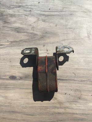 Подушка глушника Skoda Fabia 1, б.у. 09643 фото