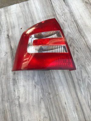 Стоп задний левый Skoda Octavia A5, б.у. 1Z5 945 095A 1Z5 945 095A фото