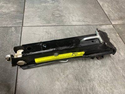 Домкрат Volkswagen Passat B6, 2005-2011 р., 3C0011031B, б.в. 3C0011031B фото