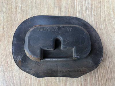 Ковпак,заглушка гумова Mercedes C-class w203, Б.в 0009975020 0009975020 фото