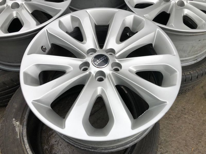 Колесный диск 8,5*R20 Sparkle Silver CK521007DA Range Rover Vogue L405 б.у. CK521007DA фото