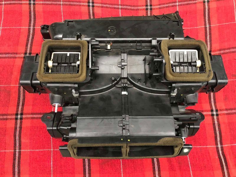 Корпус пічки в зборі голий Mercedes w221, S-клас 2218301560 фото