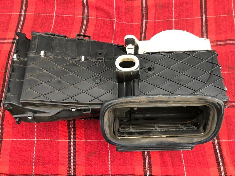 Корпус пічки в зборі голий Mercedes w221, S-клас 2218301560 фото