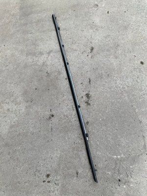 Молдинг стекла передних левых дверей Toyota Avalon GSX30, 2005-2012 г., б.у. 8997878 фото