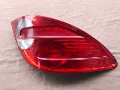 Задній ліхтар лівий Mercedes W251, R-class, б.в. 2518200364 фото