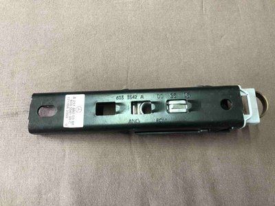 Механізм регулювання безпеки ременя 2518600388 Mercedes W251 R-class б.в. 2518600388 фото