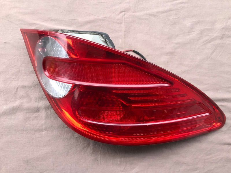 Задній ліхтар лівий Mercedes W251, R-class, б.в. 2518200364 фото