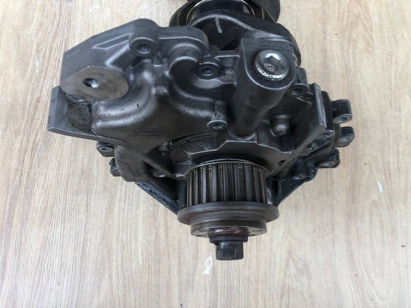 Масляний насос Range Rover L405 3.0 дизель, б.в 9X2Q6600AC 9X2Q6600AC фото