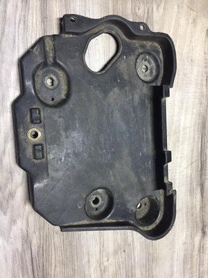 Майданчик акумулятора 6N0804825B Volkswagen Polo, б.в. 6N0804825B фото