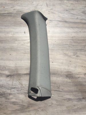 Накладка стойки багажника правая Volkswagen Passat B5+, б.у. 3B9 867 288 C фото