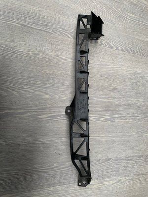 Направляющая левой фары Mazda 3 BK 2003-2009 г., BP4K50161, б.у. BP4K50161 фото