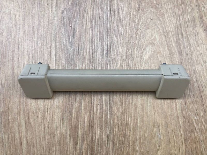 Ручка дверей багажного відділення LR075113, BJ3243615ACW Range Rover Vogue L405, б.в. LR075113, BJ3243615ACW фото