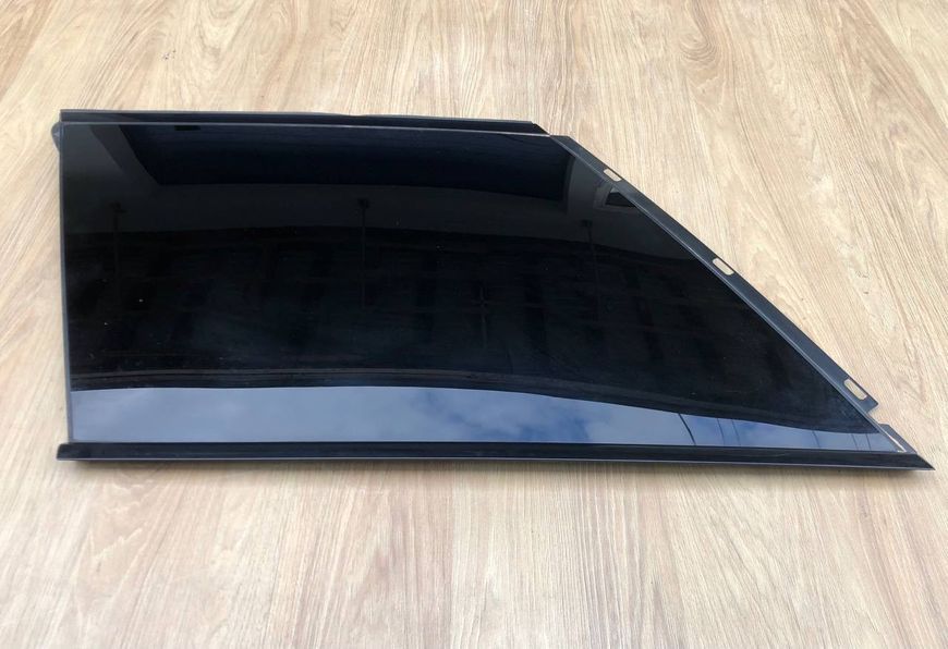 Стекло кузовное левое боковое LR034328, CK5229601 Range Rover Vogue L405, б.у. LR034328, CK5229601 фото