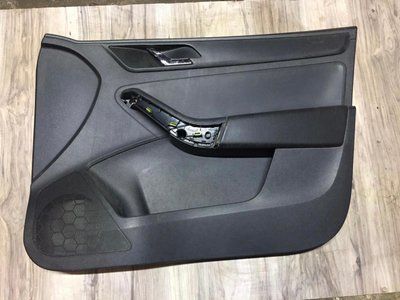 Карта дверей передня права 5JА02R Skoda Fabia 3, б.в. 5JА02R фото