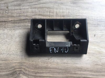 Кронштейн кріплення центральної консолі 5J0863377 Skoda Fabia 2, б.в. 5J0863377 фото