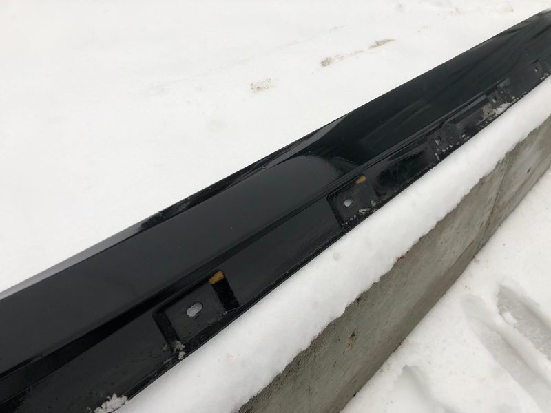 Накладка порога наружная левая Mercedes W251, R-class, б.у 2516980354 фото