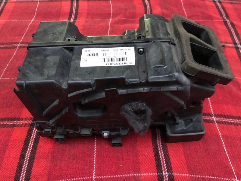 Корпус обігрівача задній голий Mercedes w221, S-клас 2218300262 фото