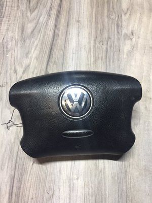 Подушка безпеки водія 3В0880201АN Volkswagen Golf 4, б.в. 3В0880201АN фото