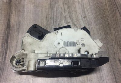 Замок Skoda Octavia A7, б.у. 26E 5E2 837 016 фото