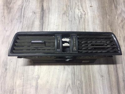 Дефлектор центральний 5JA820961С Skoda Fabia 3, б.в. 5JA820961С фото